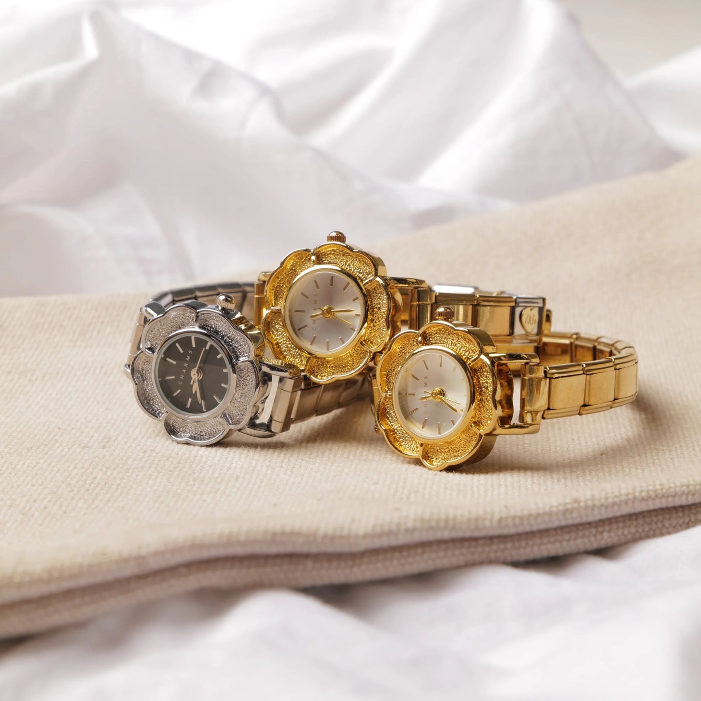 Florence – Gold mit schwarzem Zifferblatt